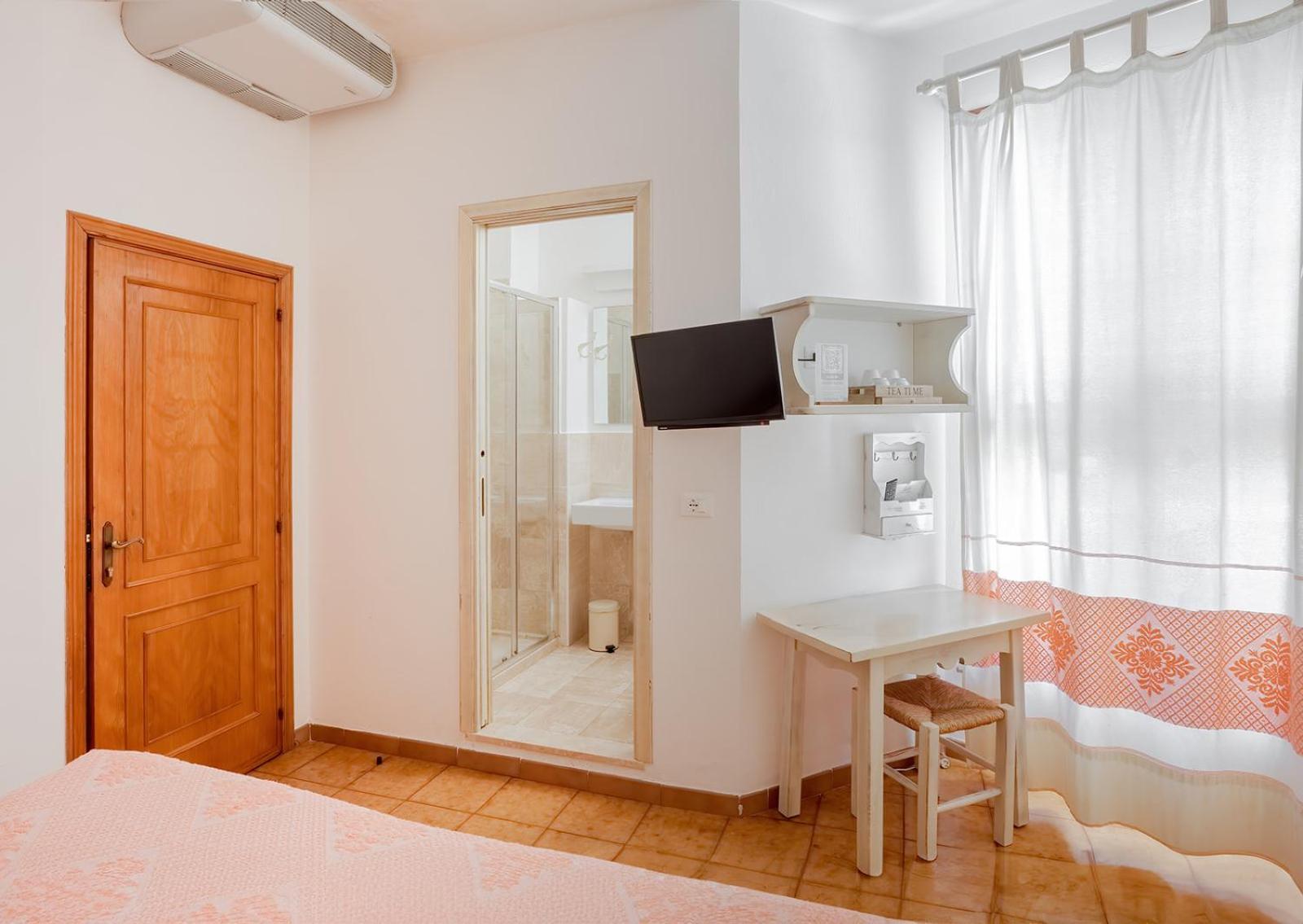 Hotel Su Barchile Orosei Luaran gambar